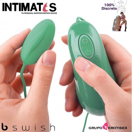 Bnaughty Deluxe - Esmerald · Bala vibradora con control remoto · B Swish, que puedes adquirir en intimates.es "Tu Personal Shopper Erótico Online" 