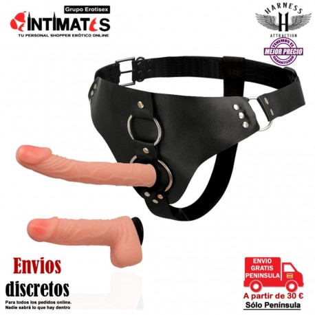 Murdock · Arnés con dos penes realísticos intercambiables · Harness Attraction, que puedes adquirir en intimates.es "Tu Personal Shopper Erótico"